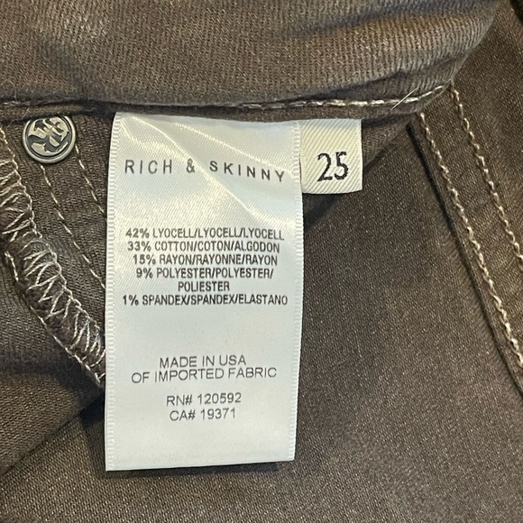 Rich & Skinny Jeans - Picture 4 of 5